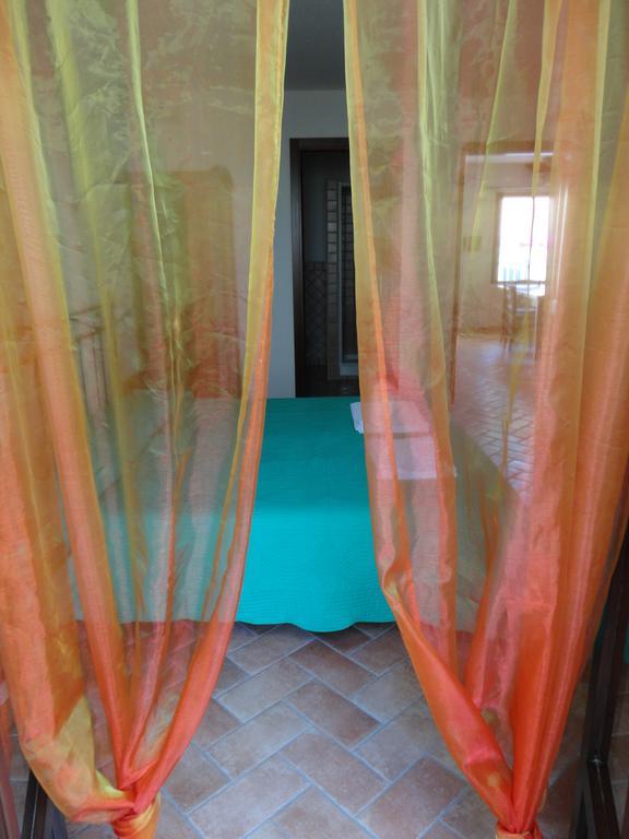 Bed And Breakfast Ichnos กาลาโกโนเน ภายนอก รูปภาพ